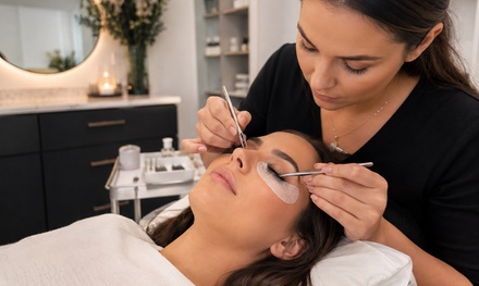 Full Set of Classic Eyelash Extensions - Shian's Lash Studio