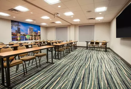 Business center and meeting rooms