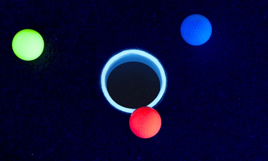 Image 4: Glow-in-the-Dark Mini Golf – Oklahoma City