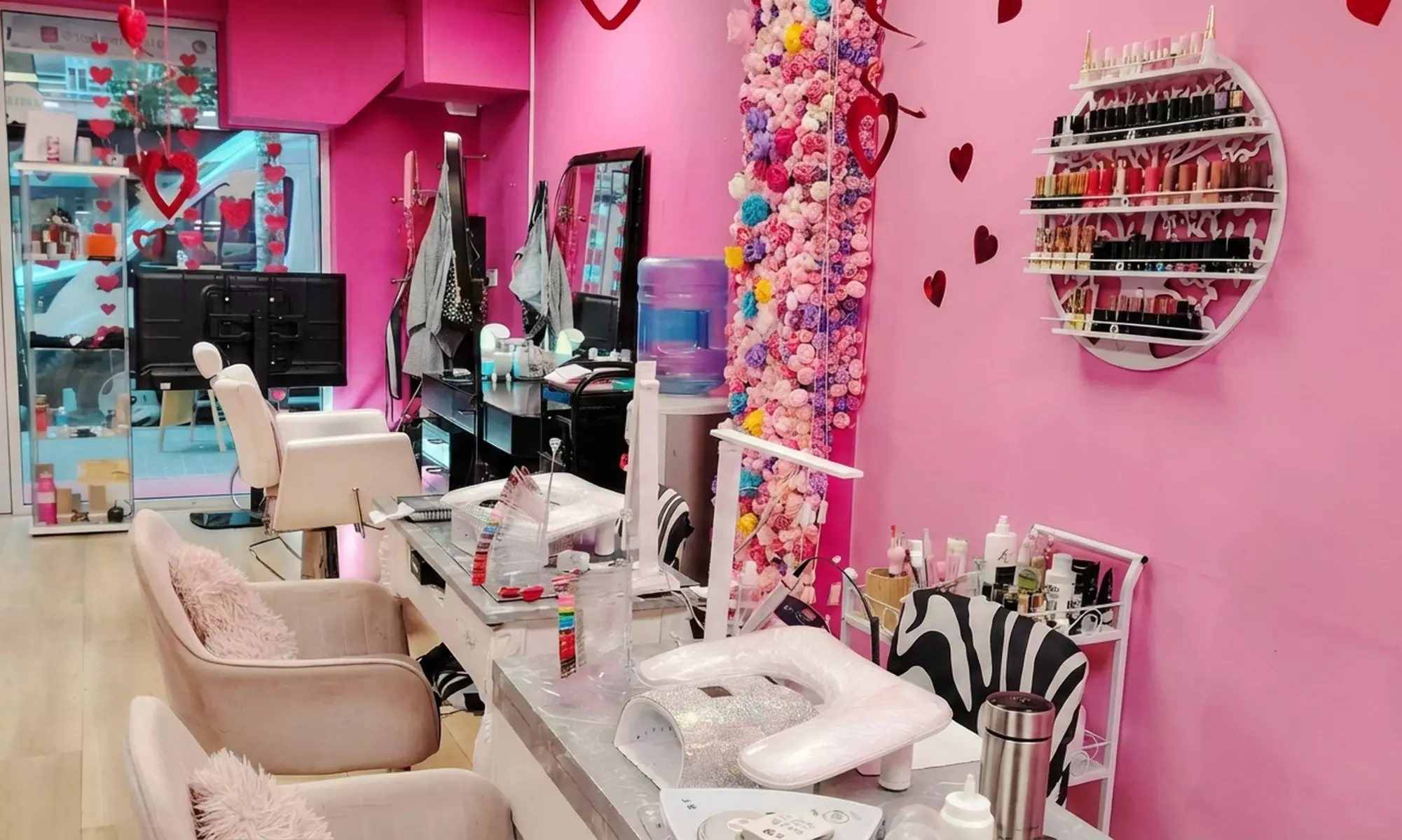 Brilla estas Fallas: maquillaje y/o peinado de fallera para 1 persona