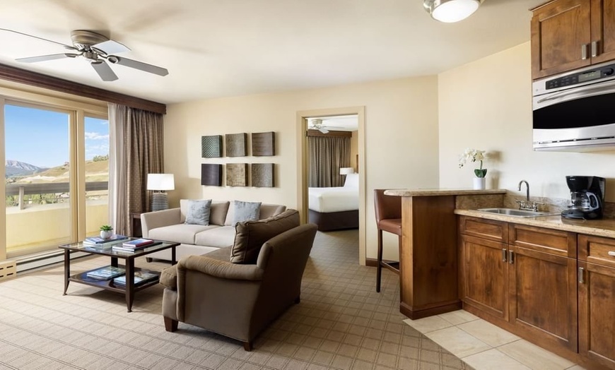 Image 32: Crested Butte Ski-in Ski-out Hotel with Spa