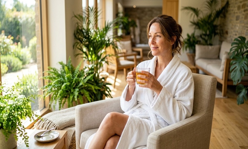Image 6: 45‑Min Neck/Face Massage or 50‑Min Lymphatic Facial