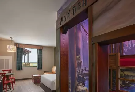 Wolf Den Suite