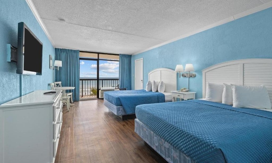 Image 19: 2-night+ Stay for 4 at Waterpark Resort in Myrtle Beach!