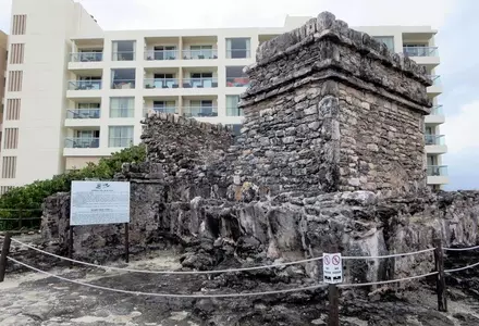 Yamil Lu'um (Scorpion's Temple)