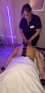 The Deep Melt: 60-Minute Swedish Massage with Hot Stones & Essential Oils - Pretty and Relax