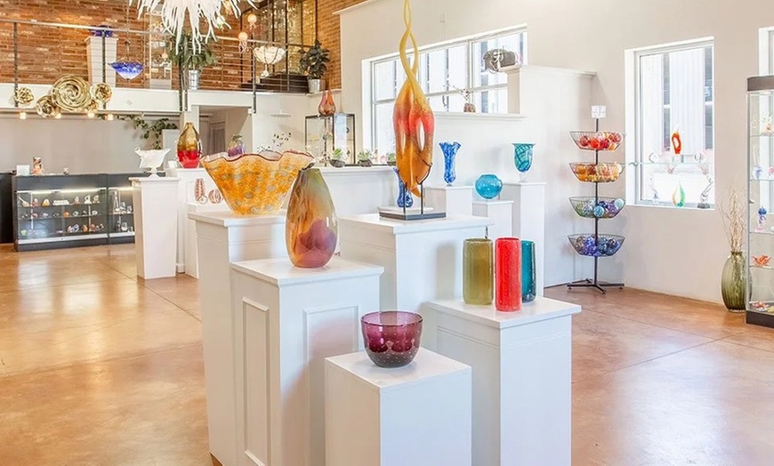 Image 2: Discover your artistic side with interactive glassblowing classes