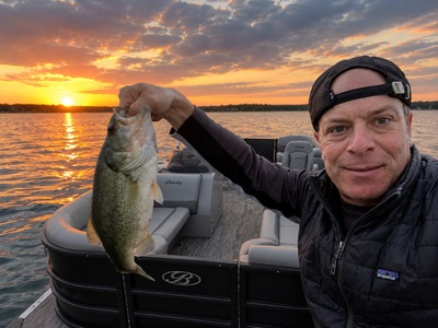 Cherry Creek Reservoir Fishing Tour(2 hours, 10-12 people) - Denver Charter Fishing