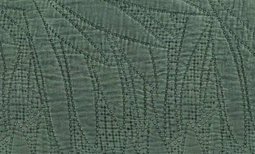 Image 2: Copriletto trapuntato matrimoniale Stone Washed