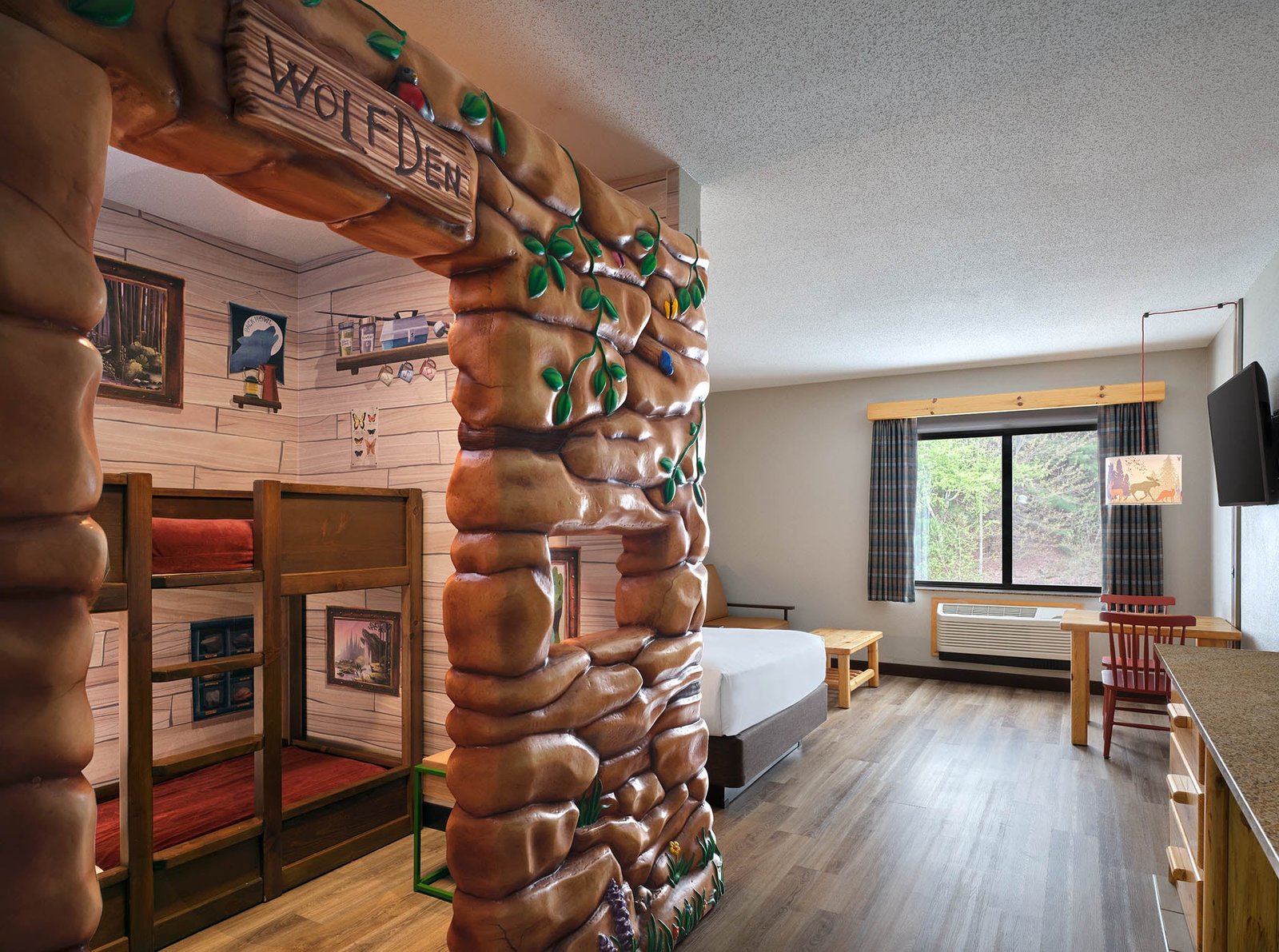 Wolf Pup Den Suite
