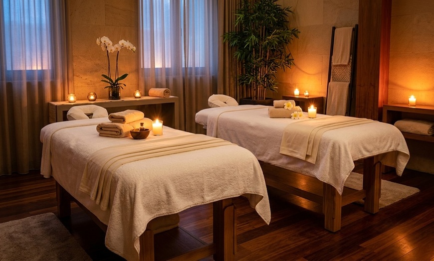 Image 2: Couples 60-Min or 90-Min Relaxing Combo Package w/ Hot Stones at New Fan Fan Spa Up to 50% Off