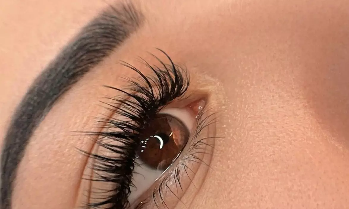 Rehaussement de cils et teinture cils