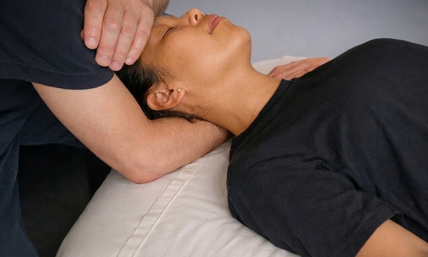 Image 2: Deep Tissue Massage Sessions for Pain Relief
