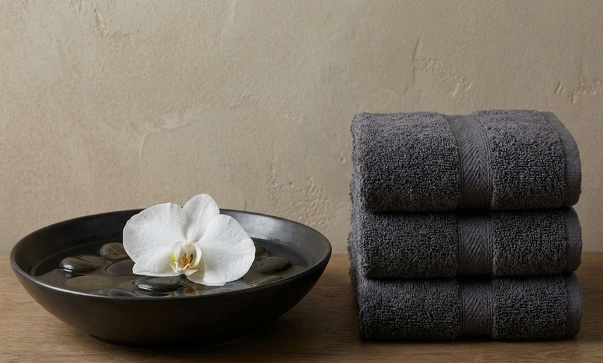 Image 4: Enjoy a Relaxing Reflexology Package with Ionic Foot Soak