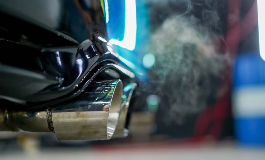 Image 4: Quick Efficient STAR-Certified Smog Check - No Appointment Needed!