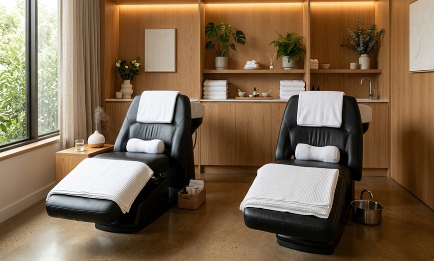 Image 2: 60 or 90-Minute Signature Head Spa with Hand & Eye Masks, Water Circulation, Scalp Head Therapy, and Neck and Shoulder Massage