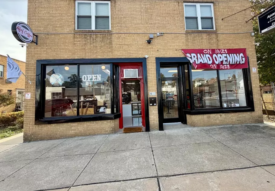 Quality Spends on Food and Drinks at Afaf Coffee