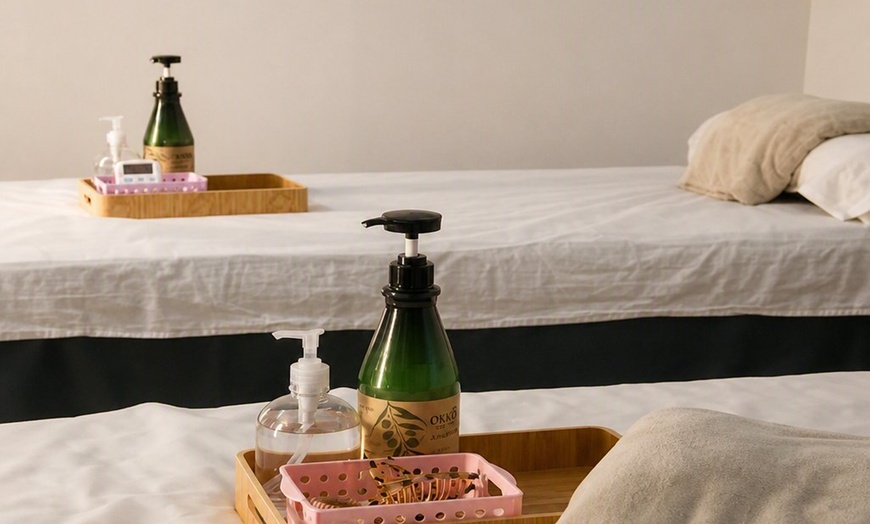 Image 4: Swedish Body Massage with Hot Stones