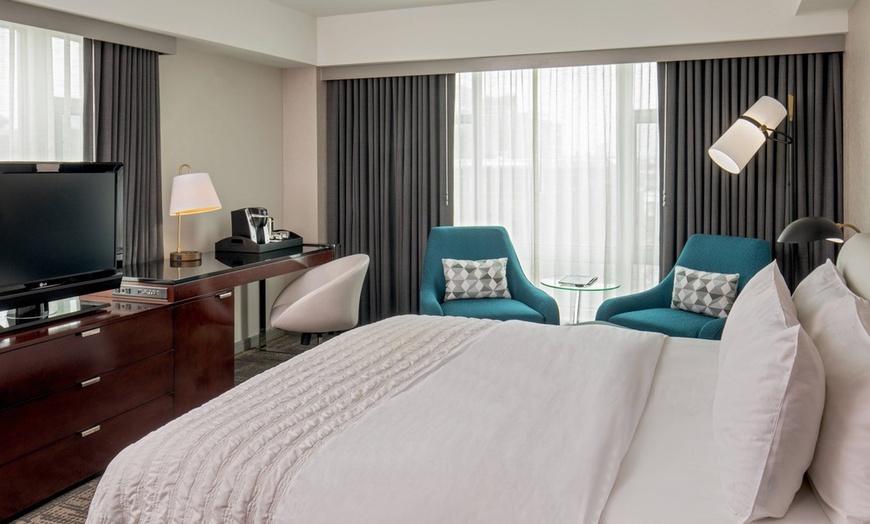 Image 10: 4-Star Cambridge Hotel near MIT with Museum Passes