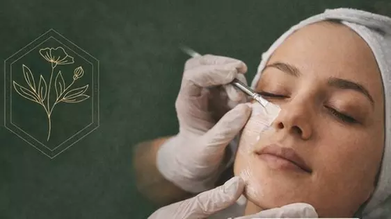 Oczyszczanie wodorowe z maską, masażem klasycznym lub infuzją tlenową w Astedi's Philosophy of Ski (do -70%) - Primary Image