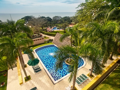 Option 1: Miami (MIA): Depart on certain dates between 11/1/26-11/19/26 - ✈ Panama: 4-Night All-Inclusive Trip with Flights & Hotel