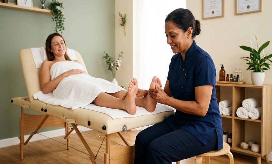 Image 5: Up to 79% Off on Reflexology at Peach Academy