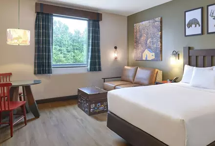 Wolf Den Suite