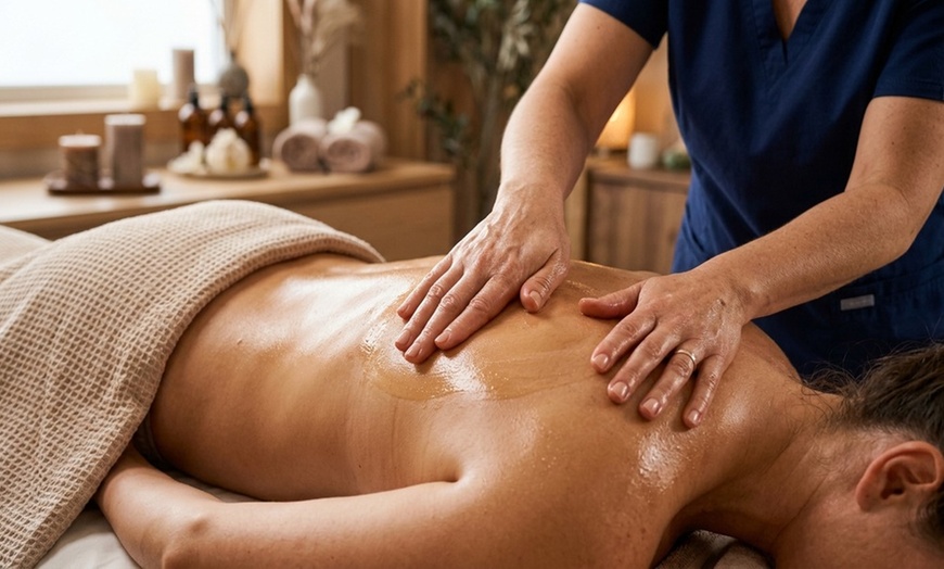 Image 8: Swedish Massage at Royal Hands Therapeutic Massage