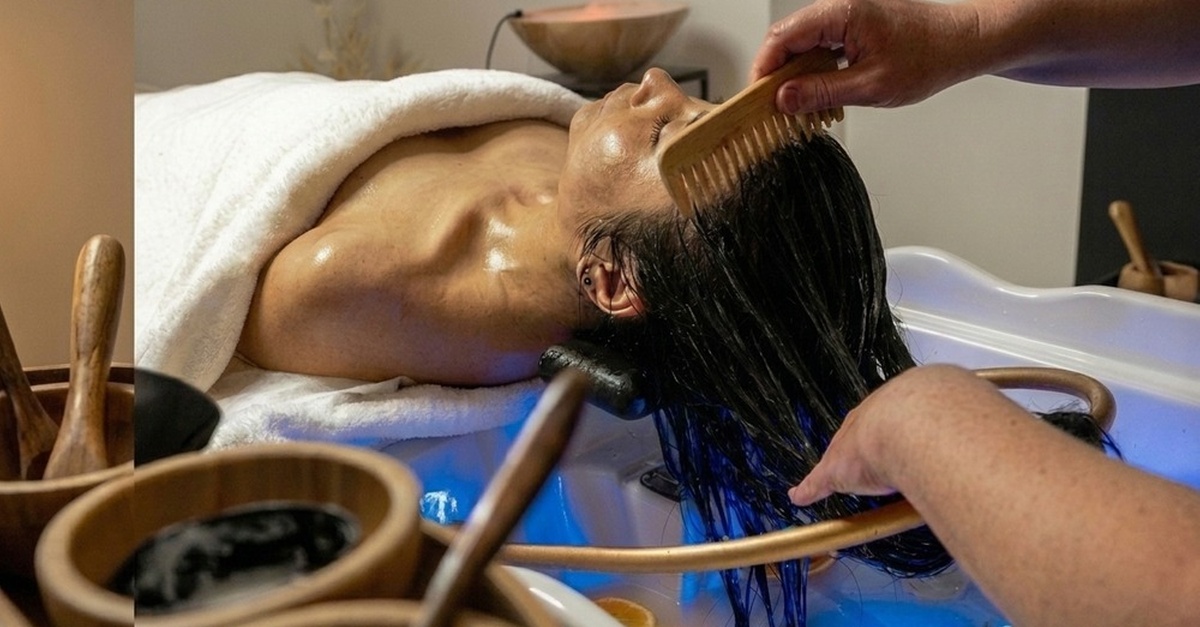 Tratamiento Head Spa con masaje cervical y facial en Barcelona
