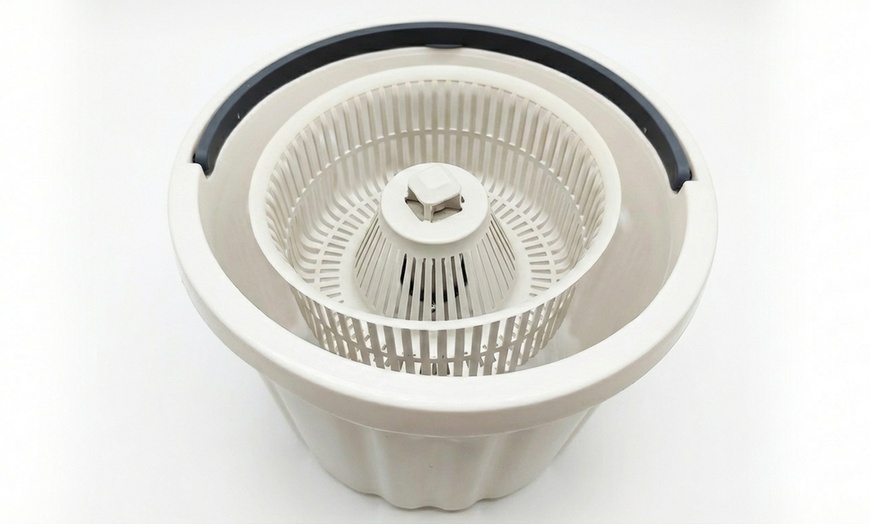 Image 2: Balai pratique 360° pour un nettoyage rapide et complet