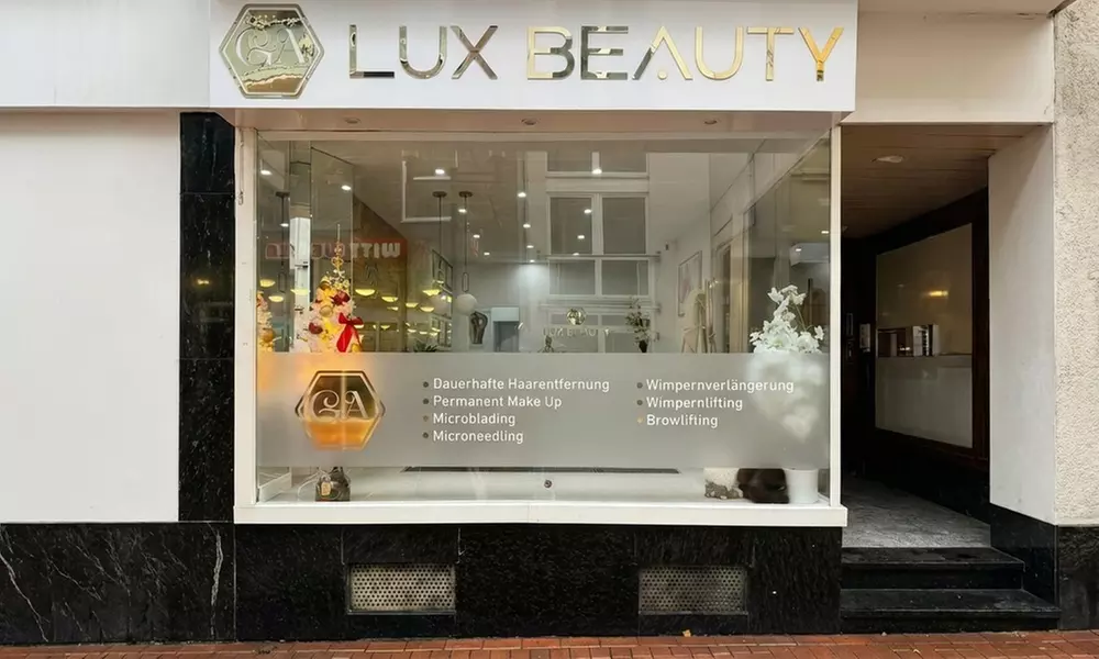 Wimpernverlängerung mit 1:1-, 2D-3D- oder 4D-6D-Technik für 1 Person