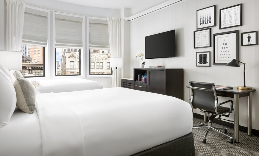Image 22: Midtown NYC Hotel near Empire State Building