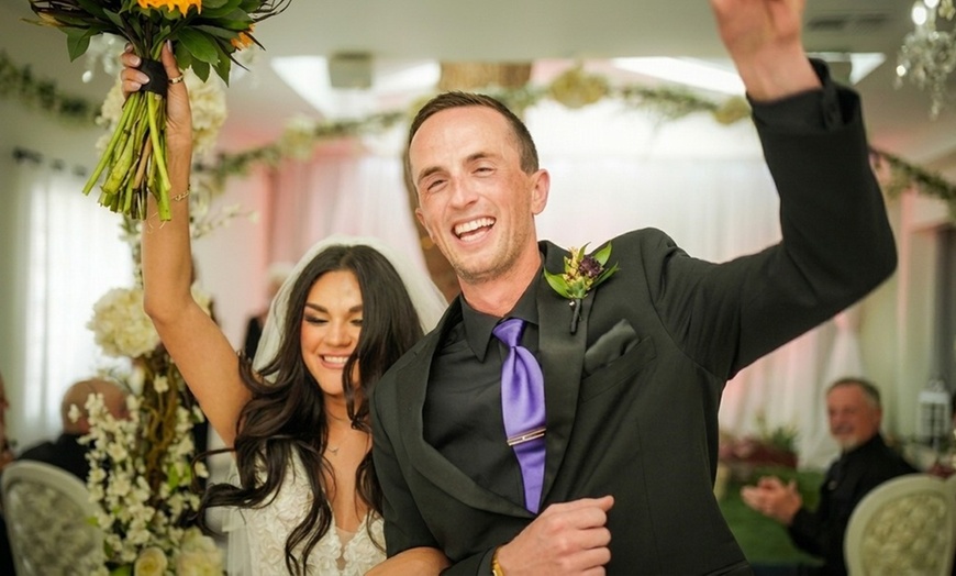 Image 4: Wedding & Elopement Packages for Your Special Day