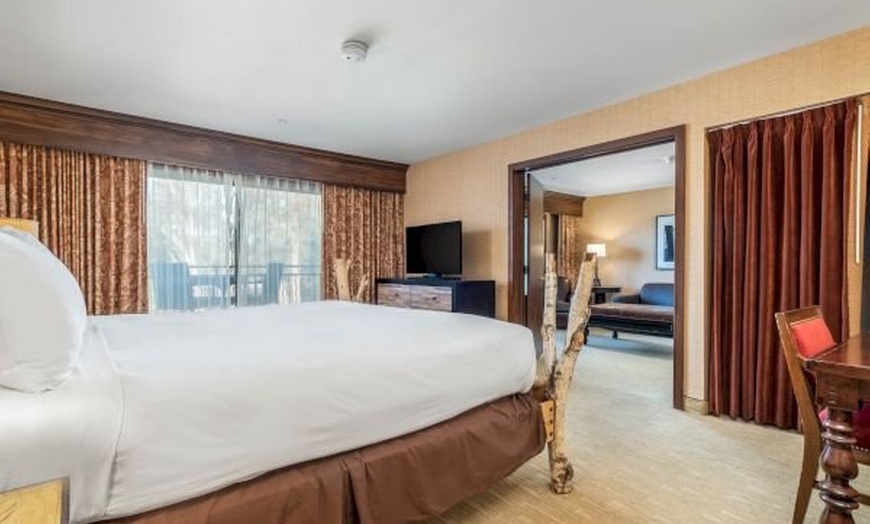 Image 18: 4-Star Resort and Spa on the Shores of Lake Arrowhead, CA
