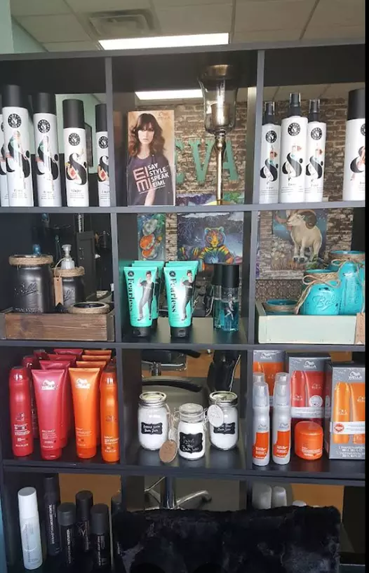 Professional Hair Color and Highlight Services