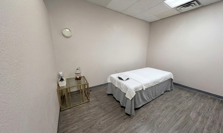 One 60 Minute Massage (Choice of Deep Tissue, Swedish or Thai) for 1 Person - Massage palace