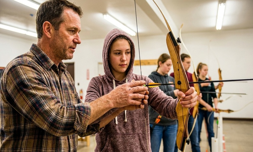 Image 7: Up to 39% Off on Archery at Invicta Sports