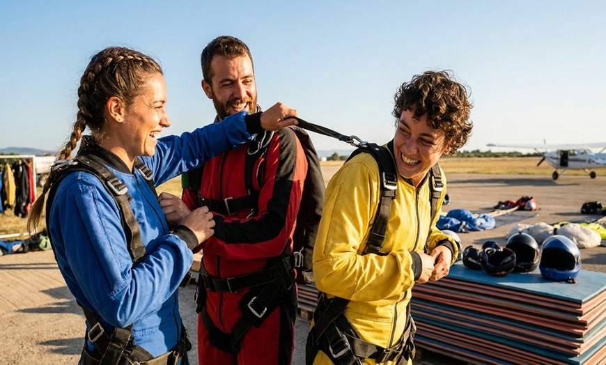Image 4: Central Florida's Premier Skydiving Adventure: Leap from 11,000 Feet!