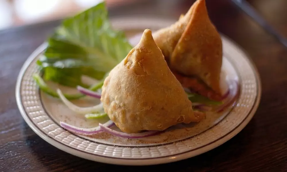 Indisches Liebes-Dinner mit 3 - 5 Gängen & Wein für 2 Personen
