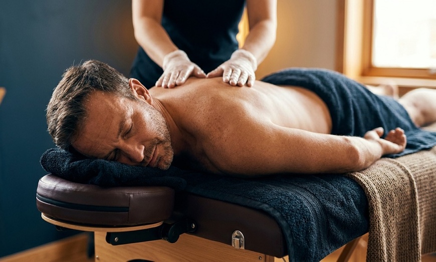 Image 3: 50-min Oriental Body Massage or 60-min Foot Reflexology with Add-Ons!