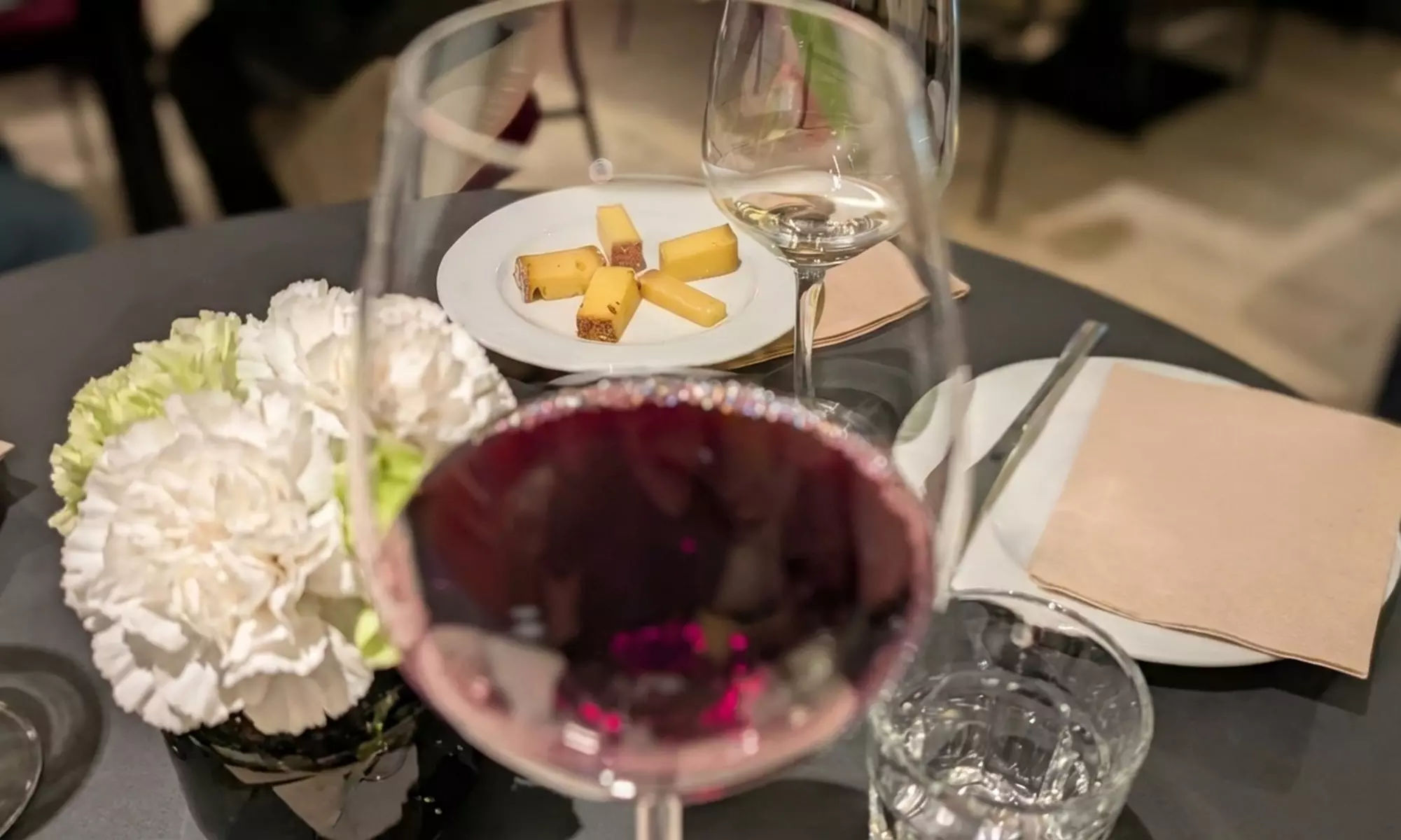 Käsetasting mit Weinbegleitung für 1 oder 2 Personen