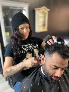 Men's Haircut and Style (35 Minutes) - The Honeybee Wax studio