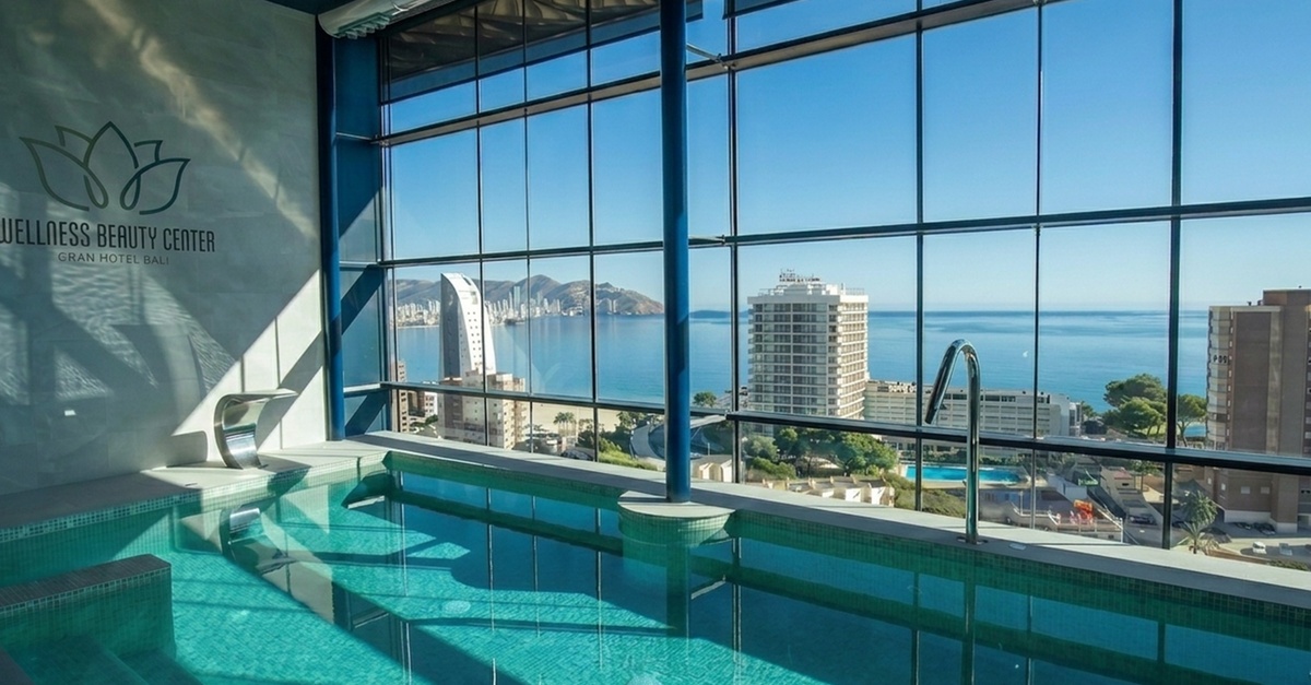 Acceso a spa para dos personas con comida o cena buffet en Alicante