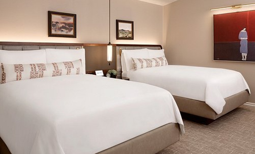 Image 21: Scottsdale Resort with Six Pools & Spa