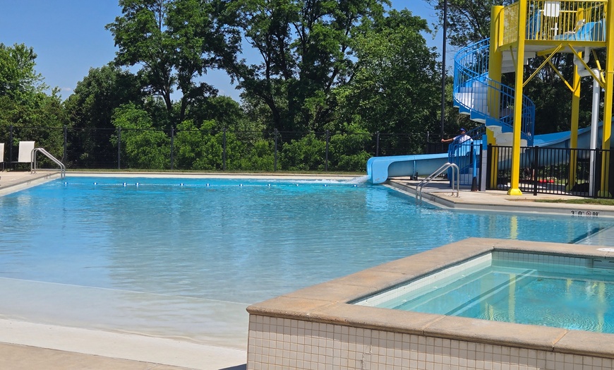 Image 22: Member-Only Deal: Dutch Wonderland Inn in Lancaster –Family-Friendly 