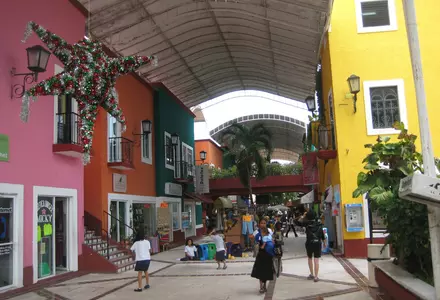 Mercado 28