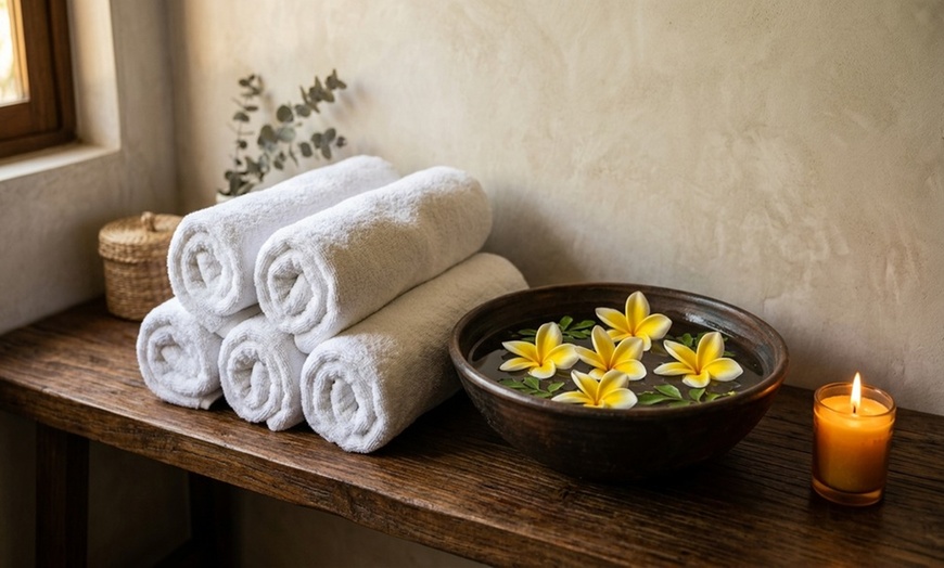 Image 7: Up to 55% Off on Couples Massage at Massage U Beauty Spa