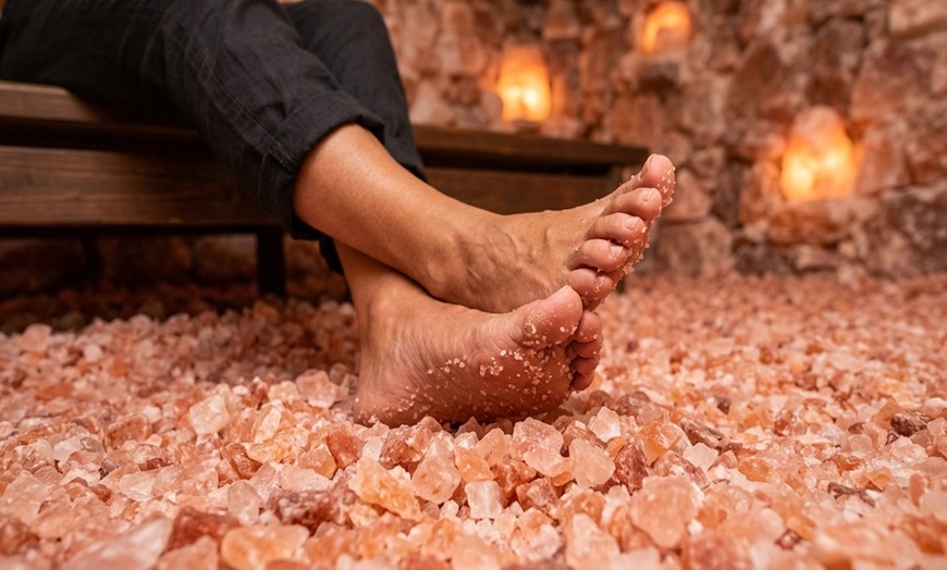 Image 5: Relaxing Float Sessions: Enjoy Alone or with a Partner