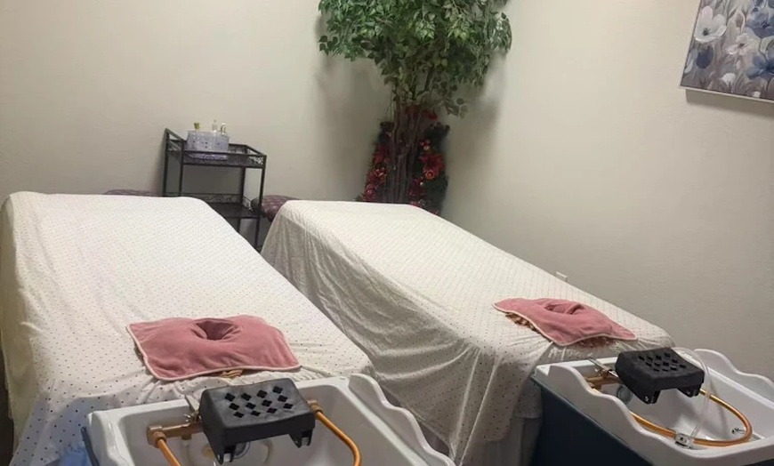 Image 3: 60 or 90 Min Classic Head Spa Treatment w/ Neck & Shoulder Care & More