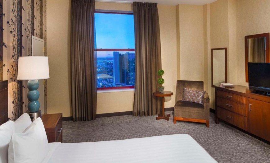 Image 10: Downtown Buffalo Hotel with Breakfast near Niagara Falls